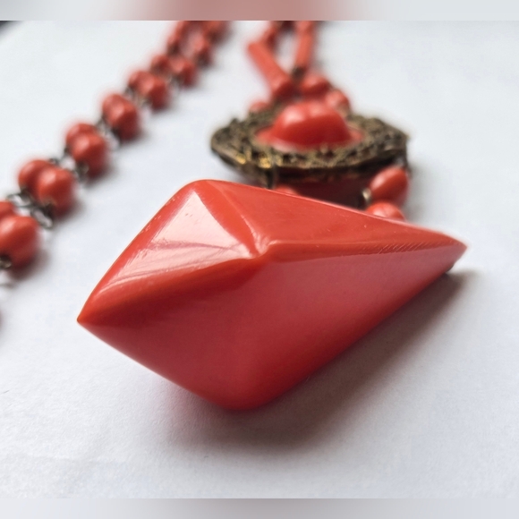 Antique Vintage 1920s Art Deco Coral Celluloid Flapper Necklace - Picture 4 of 9